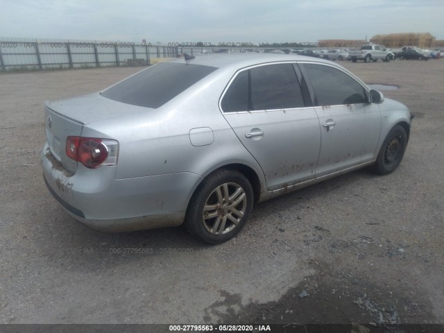 EN DESARME  !!!  VOLKSWAGEN JETTA 2006